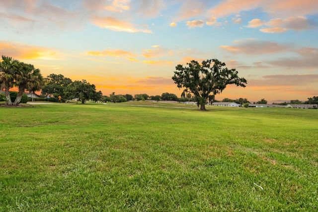 1602 HOVINGTON CIRCLE, Sun City Center, FL 33573