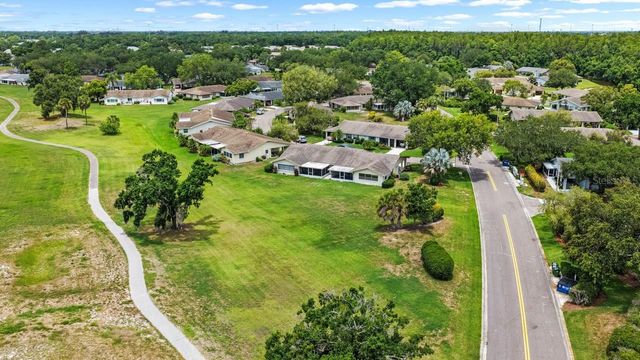 1602 HOVINGTON CIRCLE, Sun City Center, FL 33573