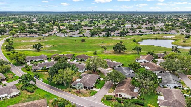 1602 HOVINGTON CIRCLE, Sun City Center, FL 33573