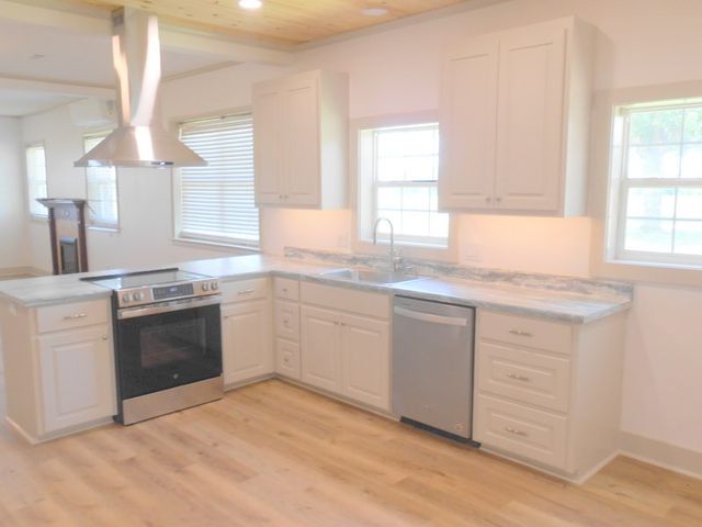 3151 S County Road 9, Newton, AL 36352