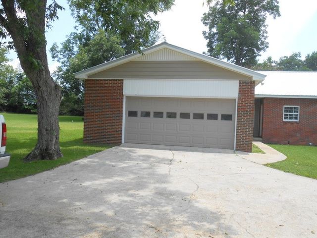 3151 S County Road 9, Newton, AL 36352