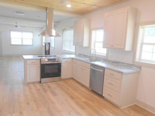 3151 S County Road 9, Newton, AL 36352