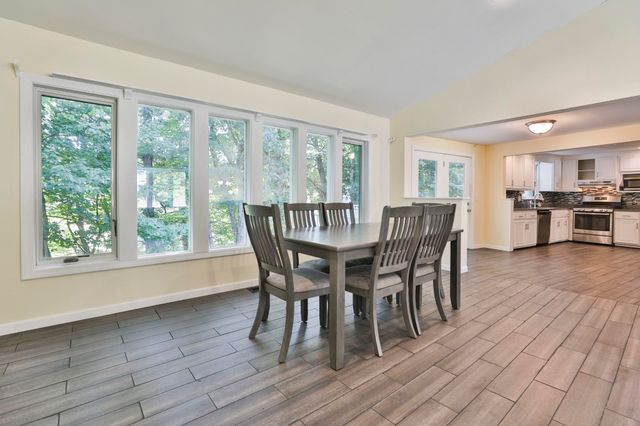 16 Blueberry Lane, Nashua, NH 03062