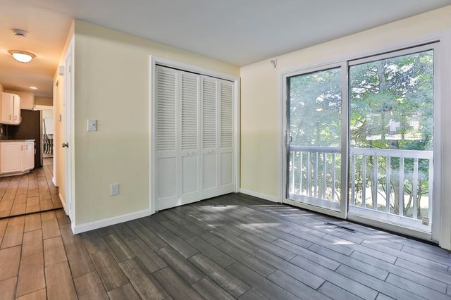 16 Blueberry Lane, Nashua, NH 03062