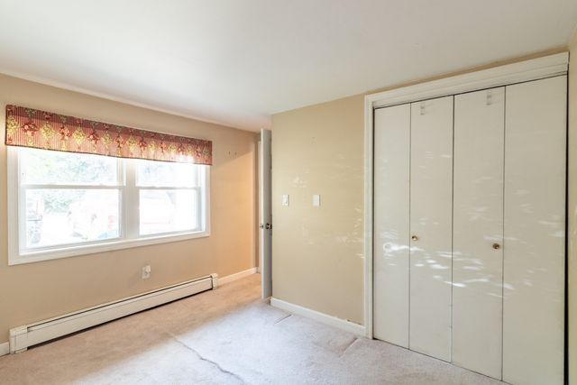 2 Senee Ct 2, Amesbury, MA 01913