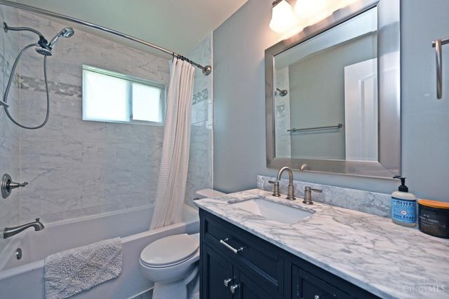 7406 Robin Drive, Hamilton Twp, OH 45039