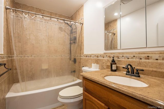 33 Wilson Street, Port Jefferson Station, NY 11776