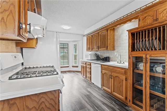 3403 NW Shannon Court, Blue Springs, MO 64015