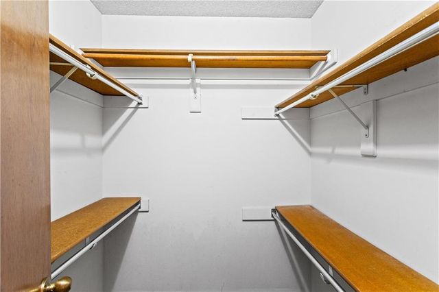 3403 NW Shannon Court, Blue Springs, MO 64015