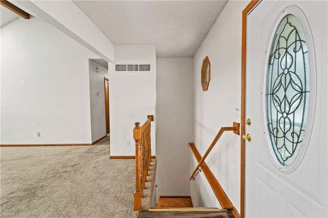 3403 NW Shannon Court, Blue Springs, MO 64015