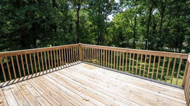 18 Azalea Drive SE, Cartersville, GA 30121