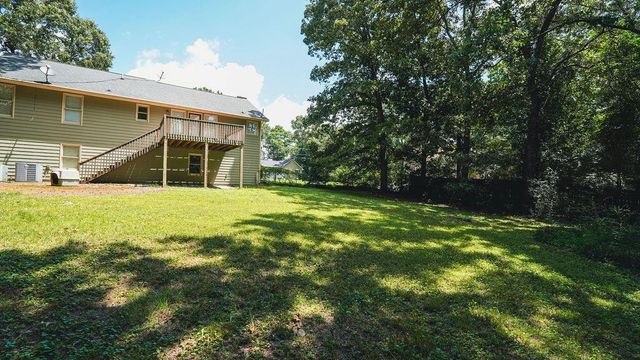 18 Azalea Drive SE, Cartersville, GA 30121