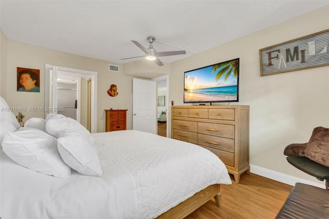 1101 Colony Point Cir 309, Pembroke Pines, FL 33026