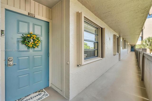 1101 Colony Point Cir 309, Pembroke Pines, FL 33026