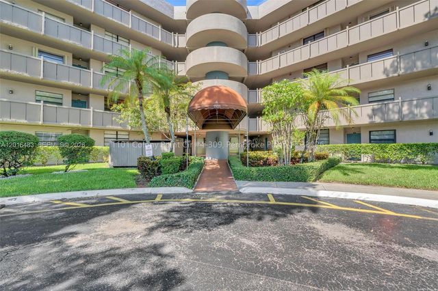 1101 Colony Point Cir 309, Pembroke Pines, FL 33026