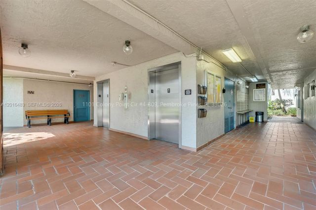 1101 Colony Point Cir 309, Pembroke Pines, FL 33026