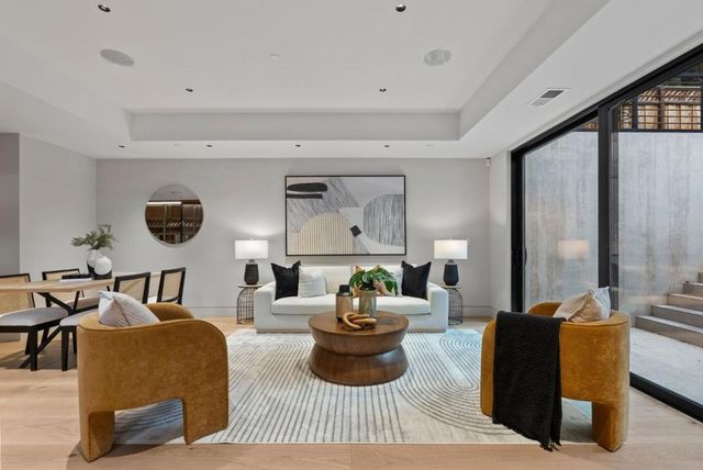 618 Tennyson Avenue, Palo Alto, CA 94301