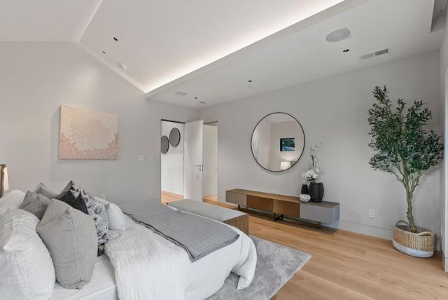 618 Tennyson Avenue, Palo Alto, CA 94301