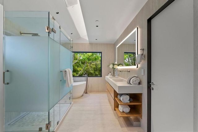 618 Tennyson Avenue, Palo Alto, CA 94301