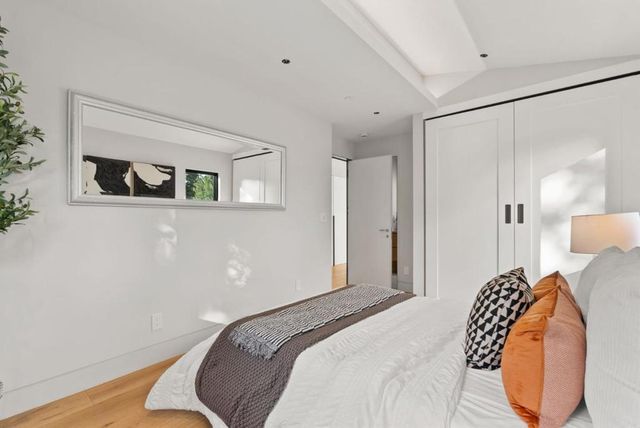 618 Tennyson Avenue, Palo Alto, CA 94301