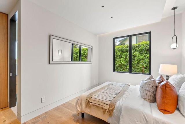 618 Tennyson Avenue, Palo Alto, CA 94301