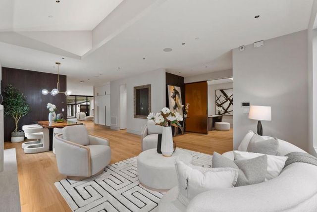 618 Tennyson Avenue, Palo Alto, CA 94301