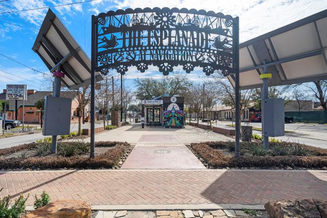 118 N Hutcheson Street, Houston, TX 77003