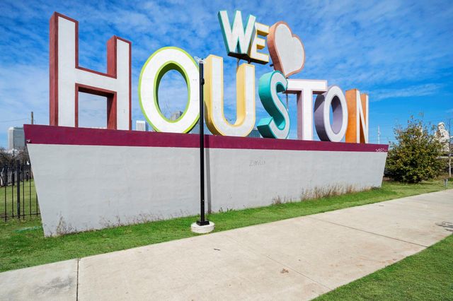 118 N Hutcheson Street, Houston, TX 77003