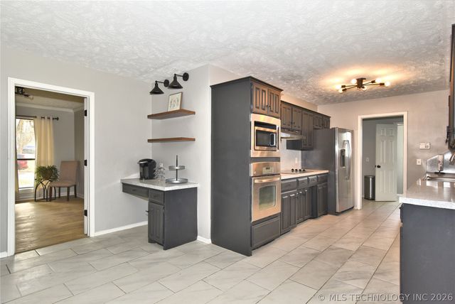 11712 S 98th East Avenue, Bixby, OK 74008