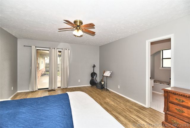 11712 S 98th East Avenue, Bixby, OK 74008