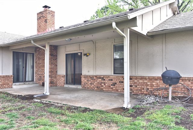 11712 S 98th East Avenue, Bixby, OK 74008