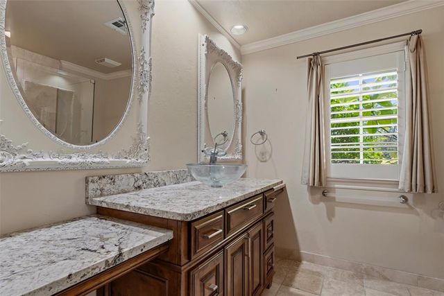 1603 Dorchester Drive, Nichols Hills, OK 73120