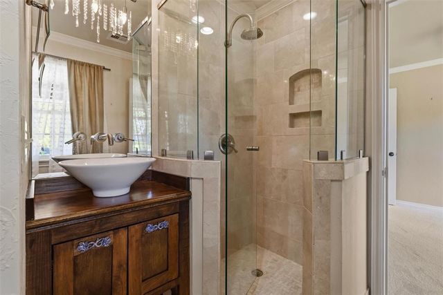 1603 Dorchester Drive, Nichols Hills, OK 73120