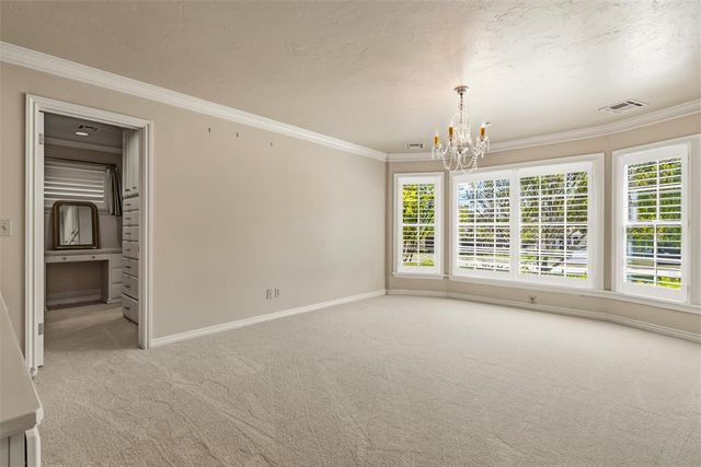 1603 Dorchester Drive, Nichols Hills, OK 73120