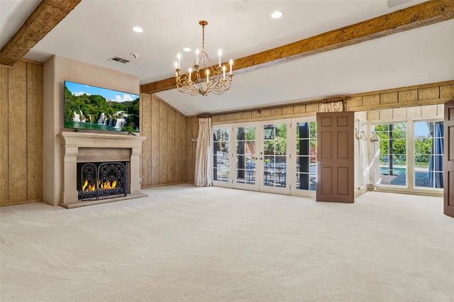 1603 Dorchester Drive, Nichols Hills, OK 73120