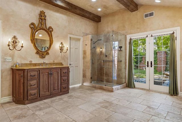 1603 Dorchester Drive, Nichols Hills, OK 73120