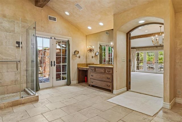 1603 Dorchester Drive, Nichols Hills, OK 73120