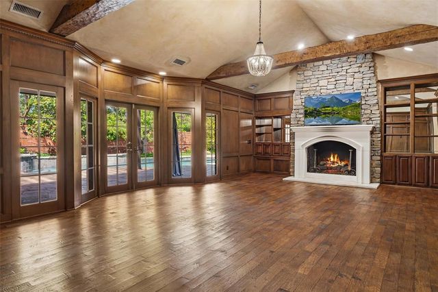 1603 Dorchester Drive, Nichols Hills, OK 73120