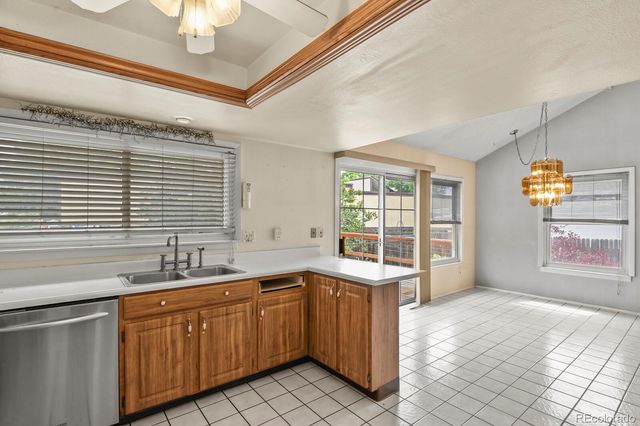 3559 S Fairplay Way, Aurora, CO 80014
