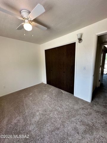 2650 W Calle Padilla, Tucson, AZ 85745