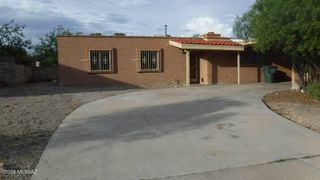 2650 W Calle Padilla, Tucson, AZ 85745