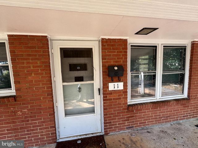 11 S EUCLID AVE, Winchester, VA 22601