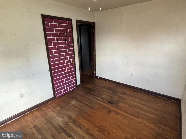 11 S EUCLID AVE, Winchester, VA 22601