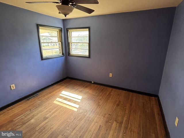 11 S EUCLID AVE, Winchester, VA 22601