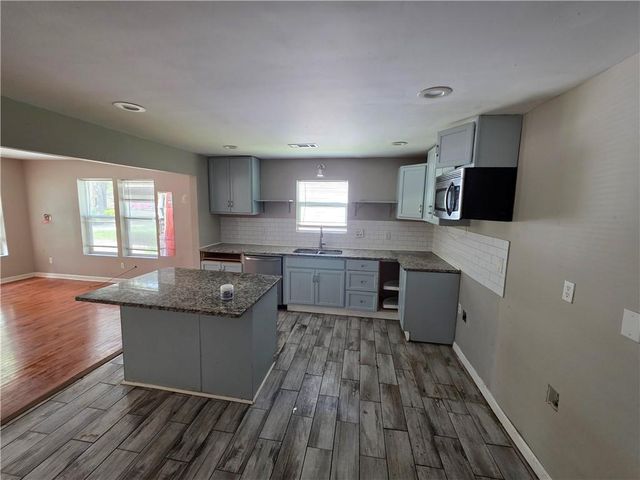 431 Lanier St NW, Atlanta, GA 30318