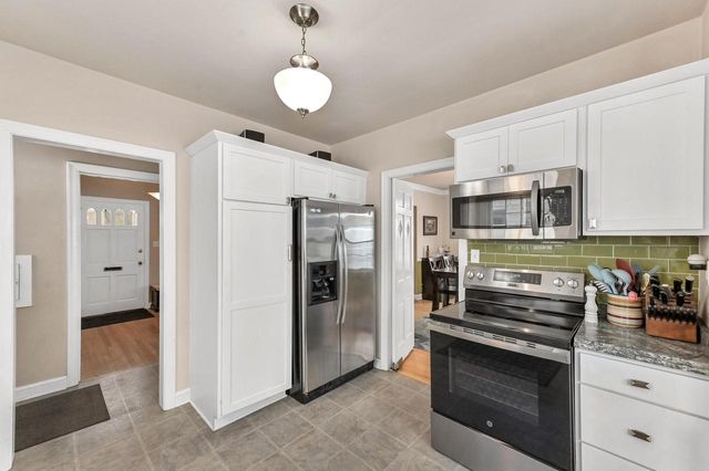 2740 N 73rd STREET, Wauwatosa, WI 53210