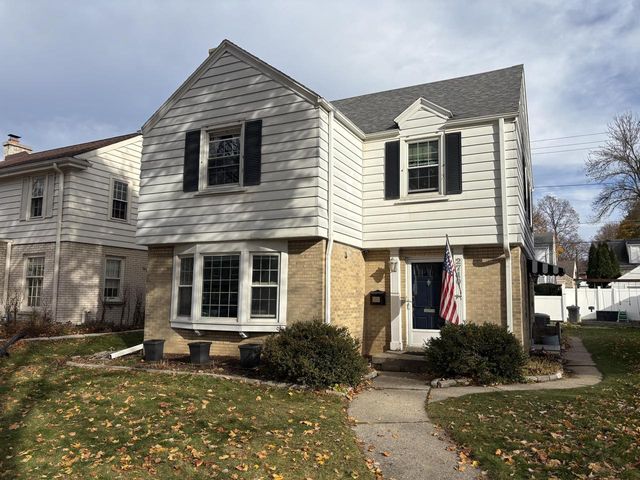 2740 N 73rd STREET, Wauwatosa, WI 53210