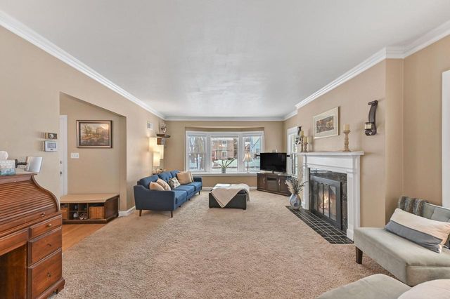 2740 N 73rd STREET, Wauwatosa, WI 53210