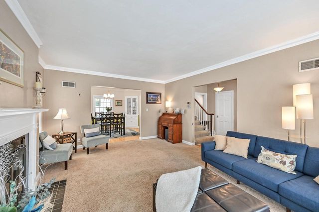 2740 N 73rd STREET, Wauwatosa, WI 53210