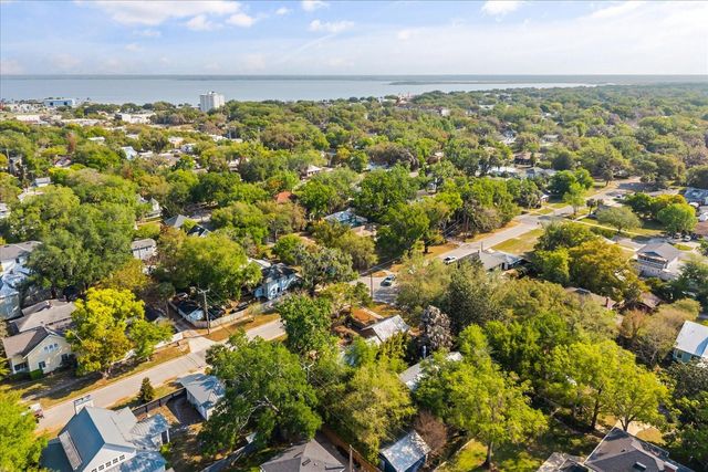 802 S PALMETTO AVENUE, Sanford, FL 32771